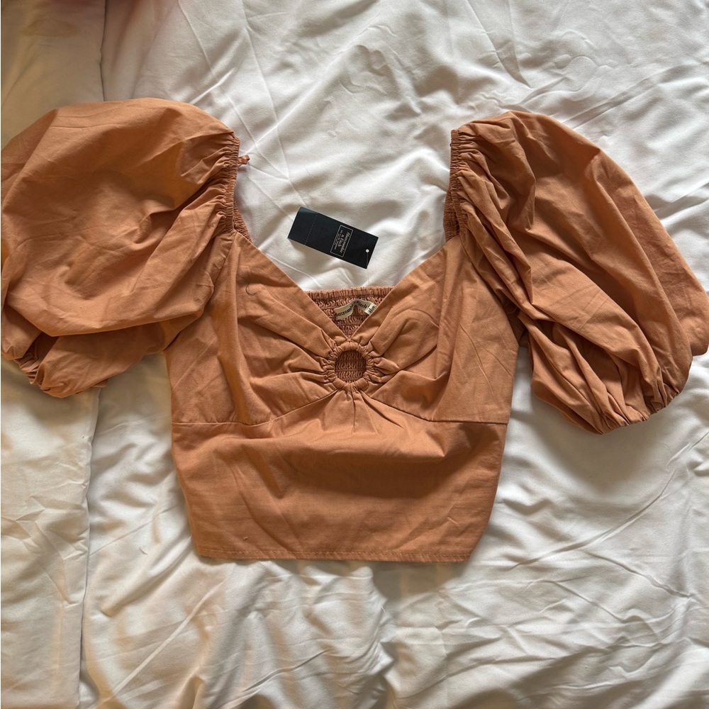 NWT Abercrombie&Fitch Puff Sleeve Blouse